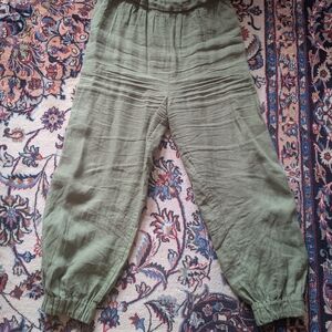 La Petite Alice 100% Linen Green Ankle Pants